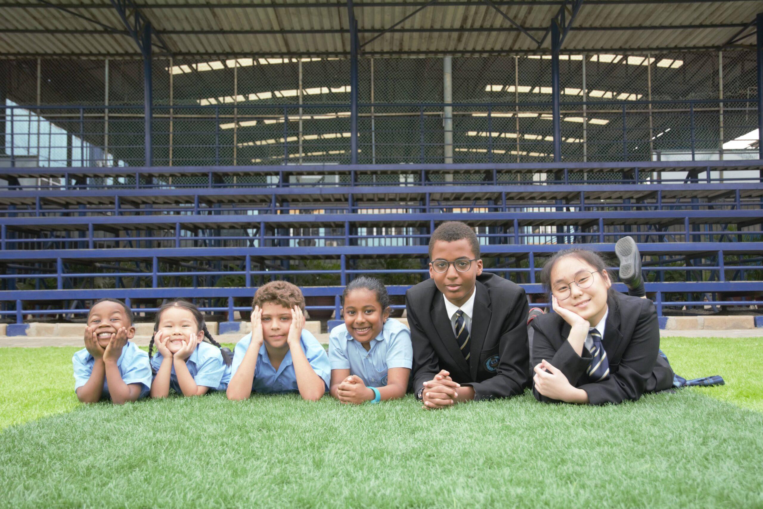Avi-Cenna International School