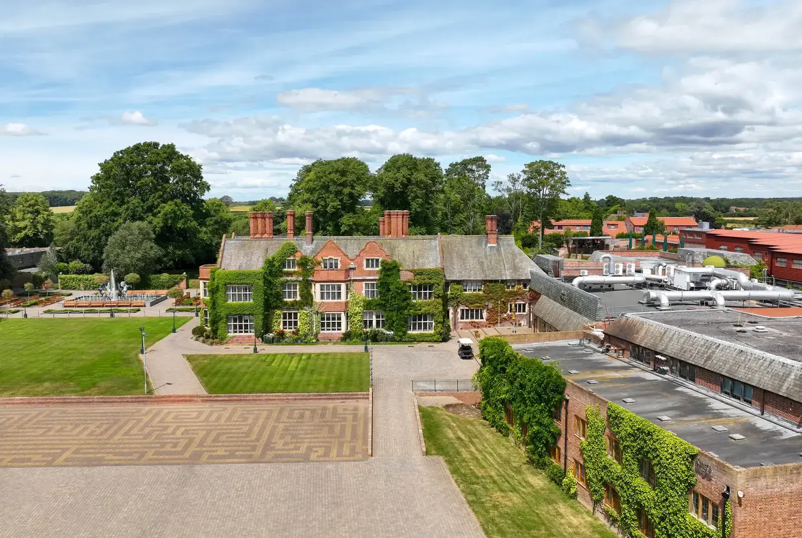 Queen Ethelburga's College