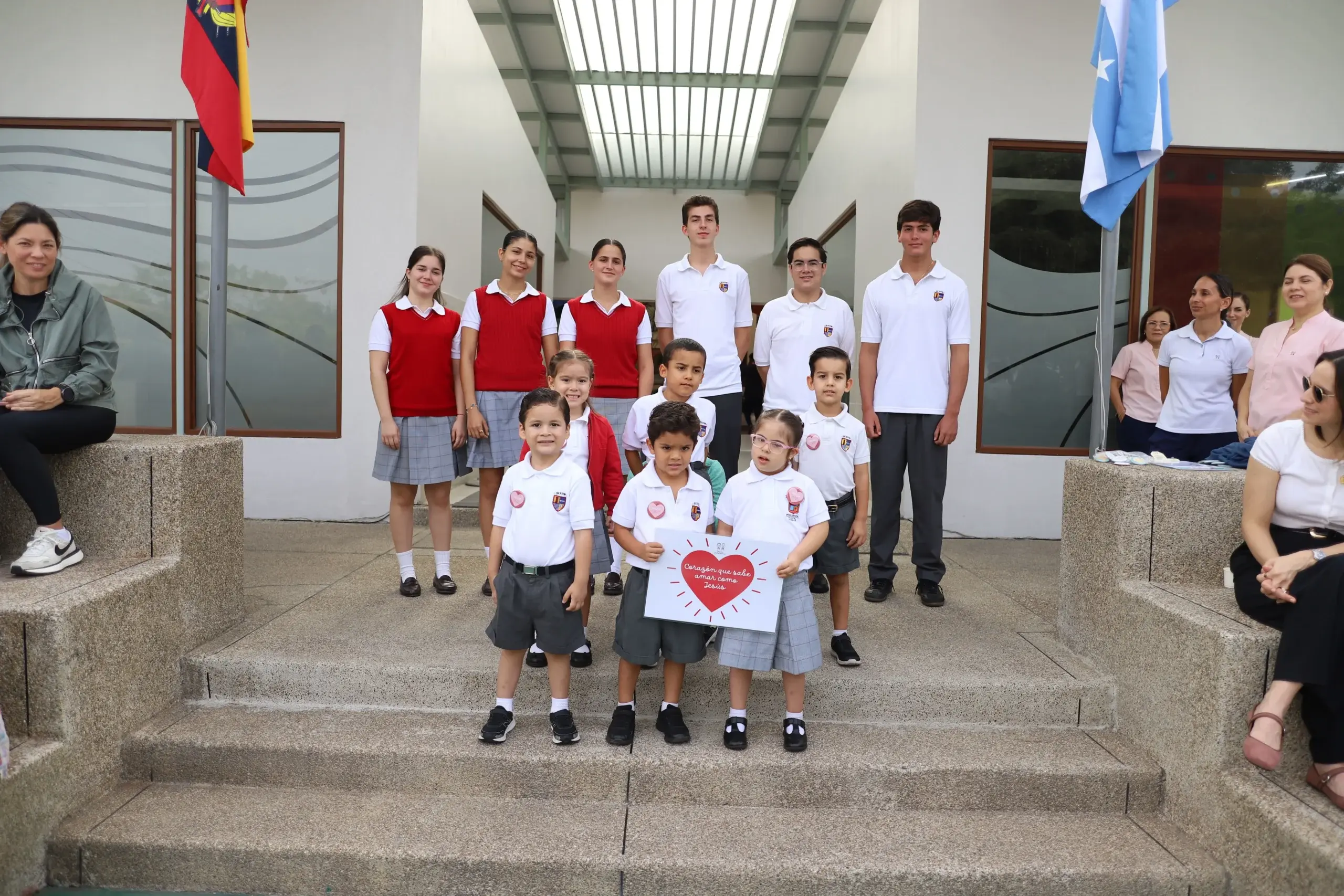 Unidad Educativa Bilingüe Delta