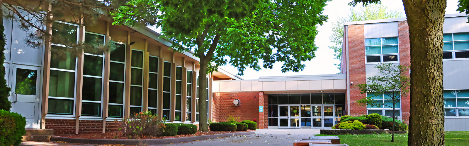Riverside Secondary School